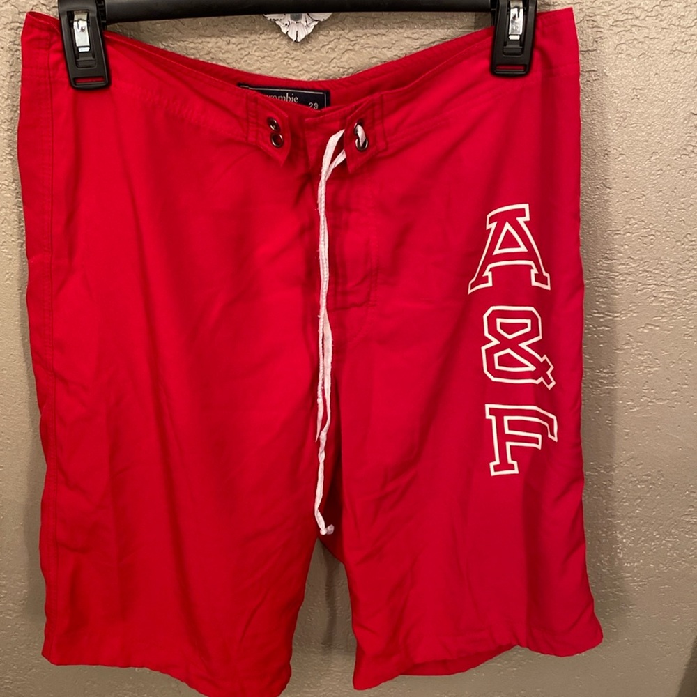 Abercrombie & Fitch red board shorts